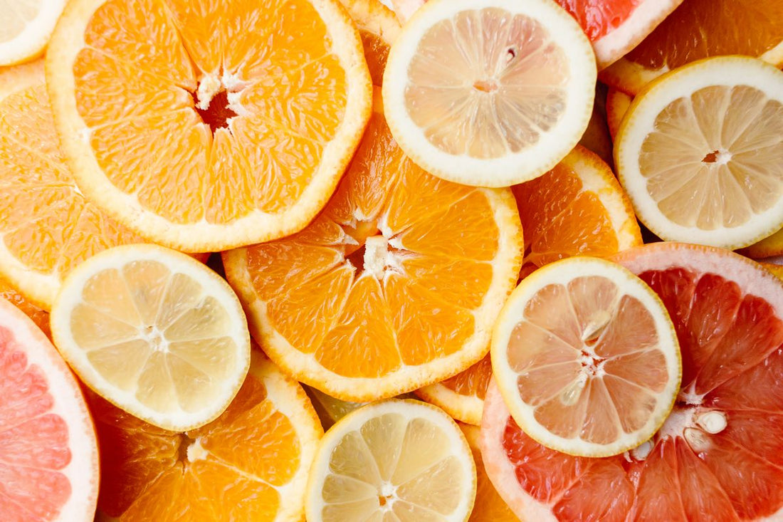 Slices of orange, lemon and grapefruit, sources of vitamin C